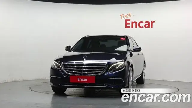 Mercedes-Benz E-Class 2019 — Şəkil 19/30