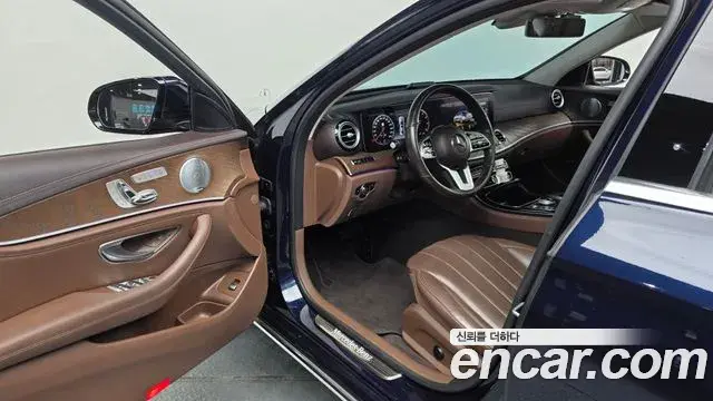 Mercedes-Benz E-Class 2019 — Şəkil 6/30