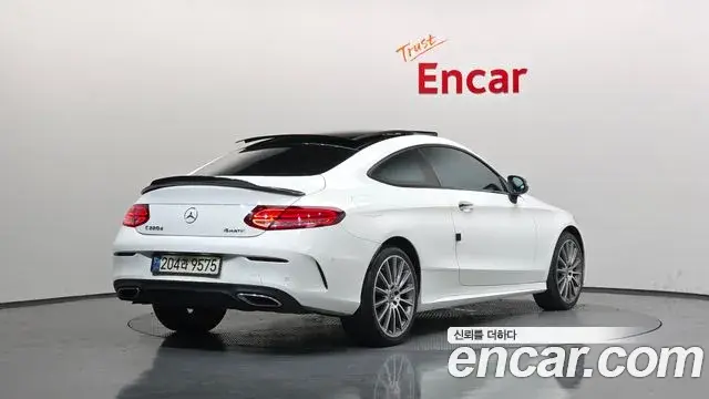 Mercedes-Benz C-Class 2019 — Şəkil 16/20