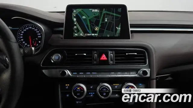 Genesis G70 2019 — Şəkil 29/35