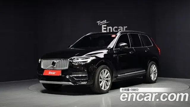 Volvo XC90 2019 — Фото 1/20