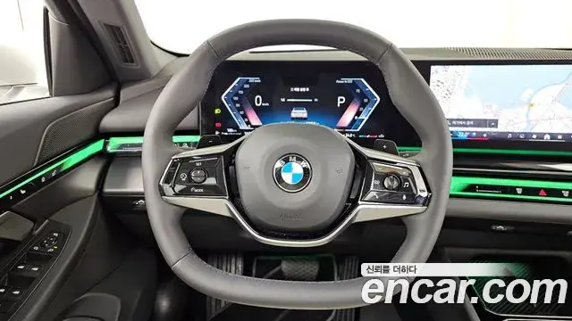 BMW 5 Series 2025 — Фото 13/20