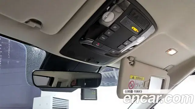 Kia Carnival 2020 — Фото 19/20