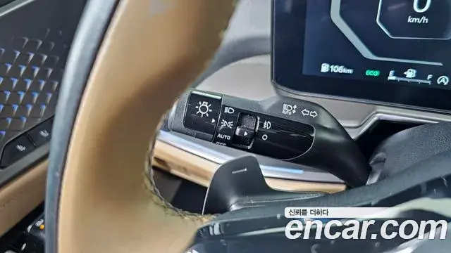 Kia Sorento 2023 — ფოტო 27/30