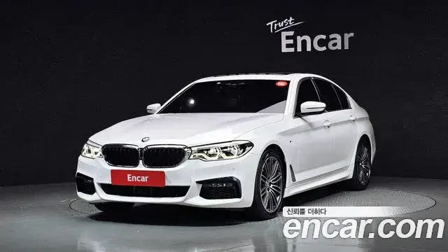 BMW 5 Series 2020 — Фото 1/20