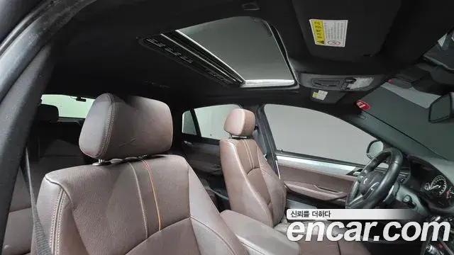 BMW X4 2018 — ფოტო 16/20