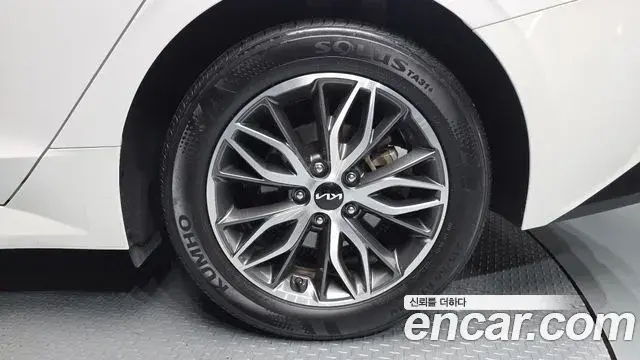 Kia K5 2022 — Photo 4/30