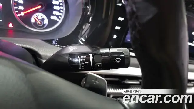 Kia K5 2022 — Photo 13/30
