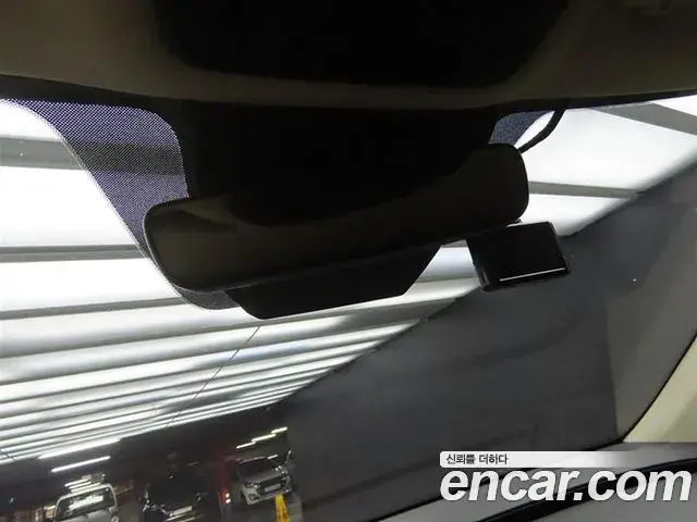 Kia Carnival 2020 — Фото 12/20