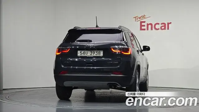Jeep Compass 2018 — Şəkil 3/20