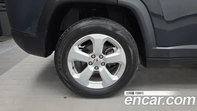 Jeep Compass 2018 — Şəkil 18/20