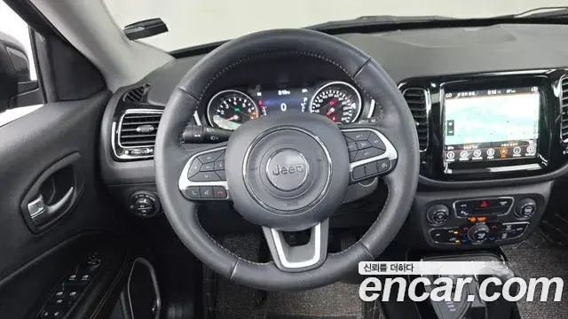 Jeep Compass 2018 — Şəkil 9/20