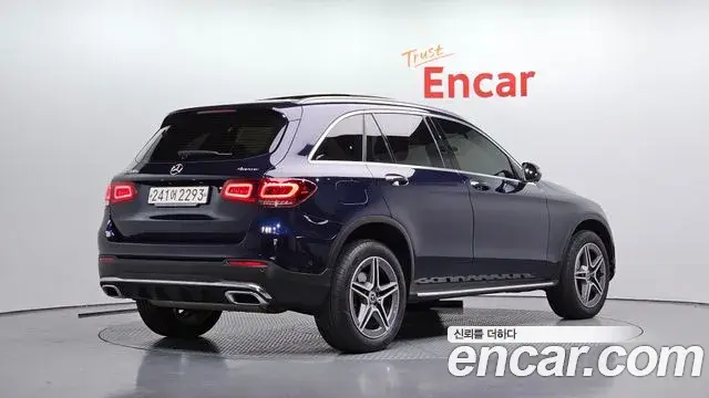 Mercedes-Benz GLC-Class 2022 — Photo 1/20