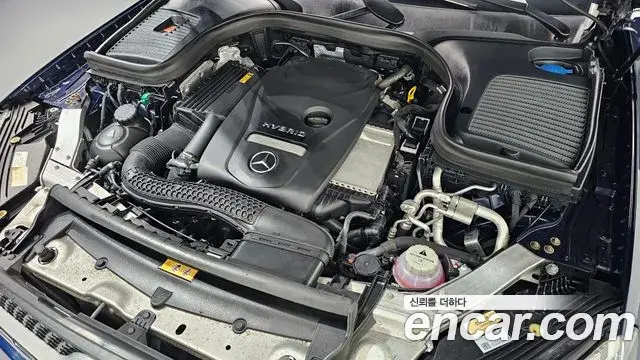 Mercedes-Benz GLC-Class 2022 — Photo 5/20