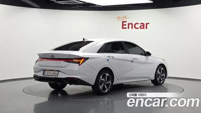 Hyundai The New Avante Hybrid 2021 — Şəkil 16/31