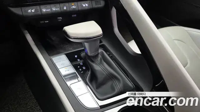 Hyundai The New Avante Hybrid 2021 — Şəkil 18/31