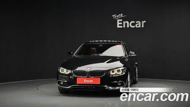 BMW 4 Series 2019 — Photo 18/33