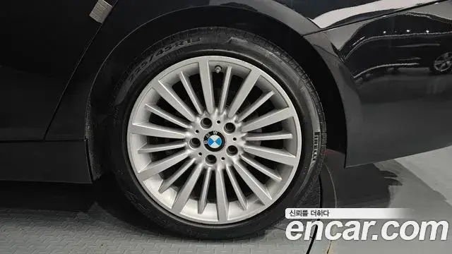 BMW 4 Series 2019 — Photo 16/33