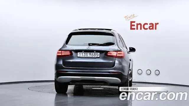 Mercedes-Benz GLC-Class 2018 — Фото 4/20