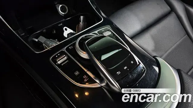 Mercedes-Benz GLC-Class 2018 — Şəkil 27/34