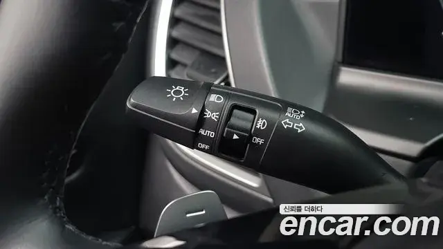 Kia Seltos 2025 — Photo 28/34