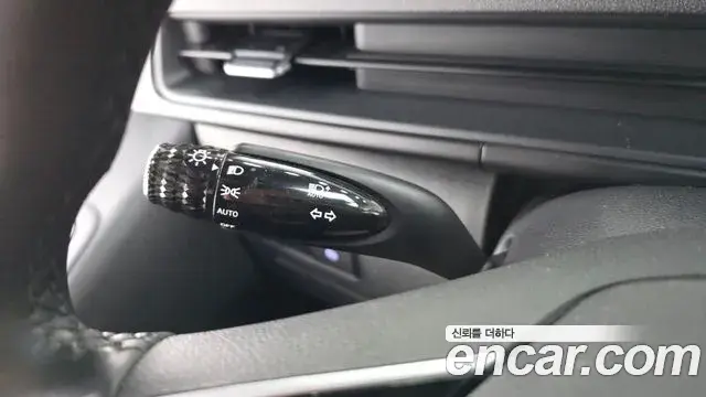 Hyundai Staria 2023 — Фото 16/20
