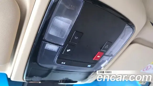 Hyundai Staria 2023 — Şəkil 1/31