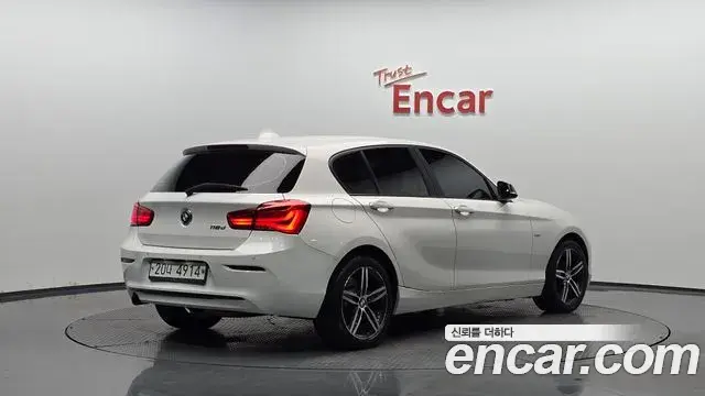 BMW 1 Series 2018 — Фото 2/20