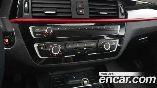 BMW 1 Series 2018 — Фото 18/20