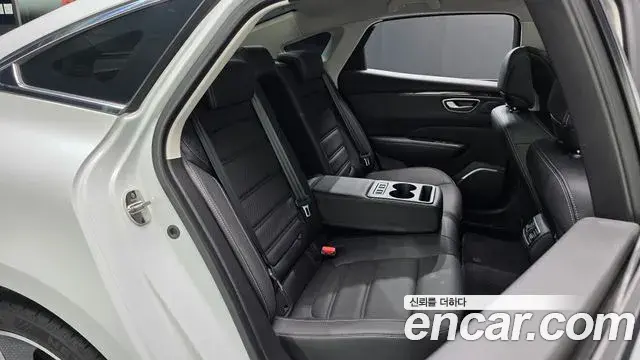 Renault Samsung SM6 2018 — Photo 18/35