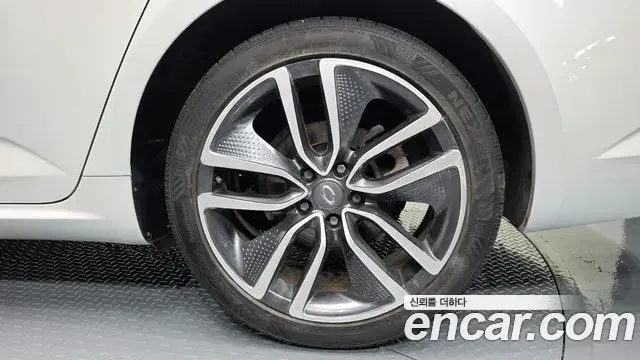 Renault Samsung SM6 2018 — Photo 26/35