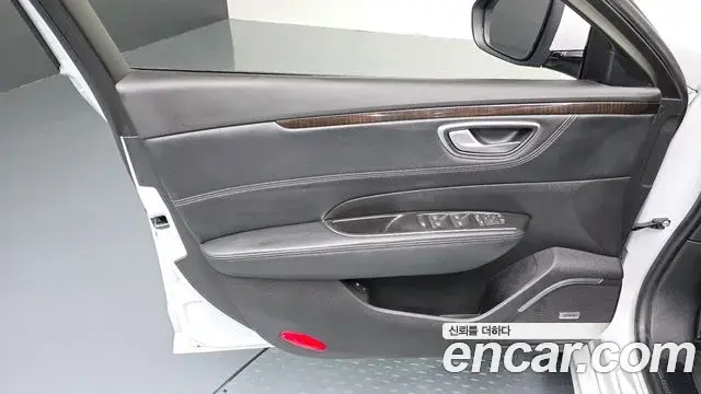 Renault Samsung SM6 2018 — Photo 25/35