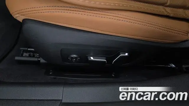BMW 3 Series 2026 — Şəkil 33/36