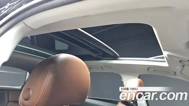 Audi Q7 2019 — ფოტო 18/30