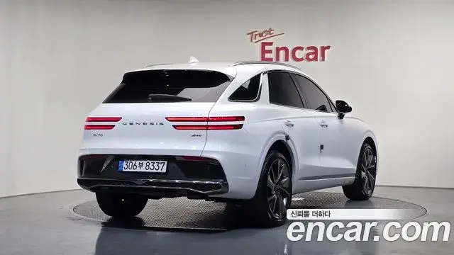 Genesis GV70 2024 — Şəkil 4/33
