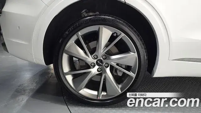 Genesis GV70 2024 — Şəkil 3/33