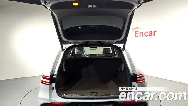 Genesis GV70 2024 — Şəkil 27/33