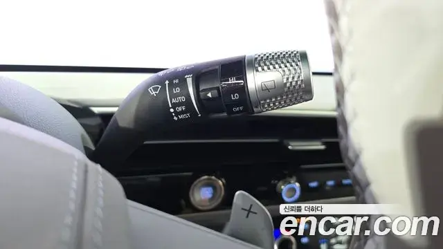 Genesis GV70 2024 — Şəkil 29/33