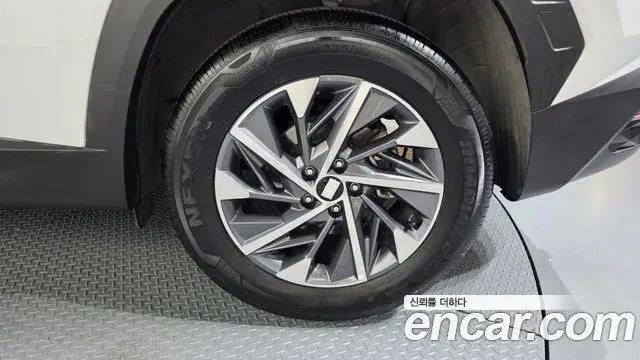 Hyundai Tucson Hybrid 2022 — Şəkil 30/35