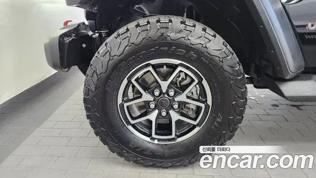 Jeep Wrangler 2024 — Photo 5/20