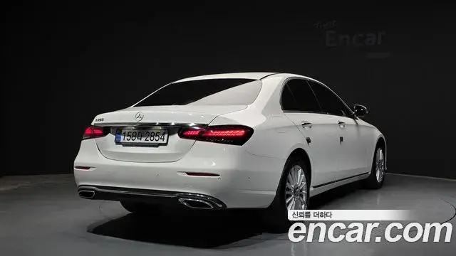 Mercedes-Benz E-Class 2022 — Şəkil 2/31