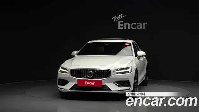 Volvo S60 2024 — Фото 3/20