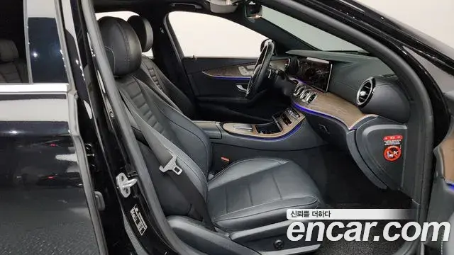 Mercedes-Benz E-Class 2021 — Şəkil 15/37