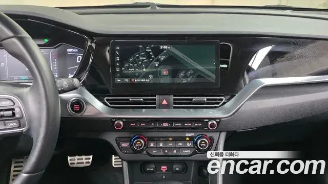 Kia Niro 2020 — Фото 13/20
