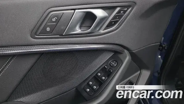BMW 1 Series 2023 — Фото 16/20