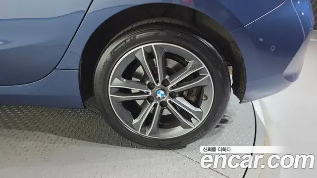 BMW 1 Series 2023 — ფოტო 5/32