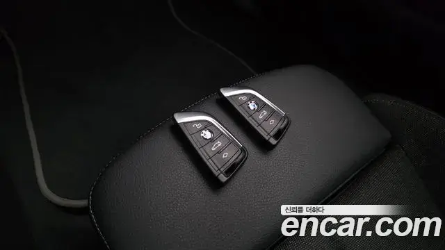 BMW 1 Series 2023 — ფოტო 14/32