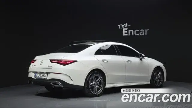 Mercedes-Benz CLA-Class 2025 — Фото 2/20