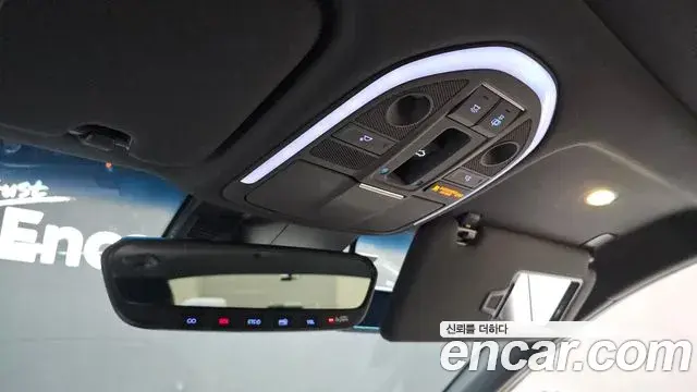 Genesis G70 2018 — Photo 6/31