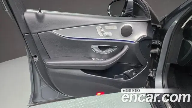Mercedes-Benz E-Class 2019 — Şəkil 20/32